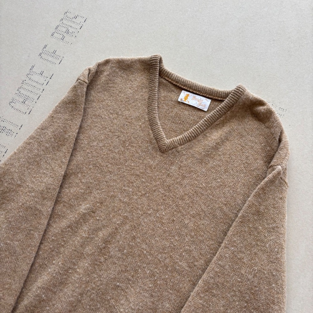 Vintage 60/70s True VIntage Knight Knit Sweater‎